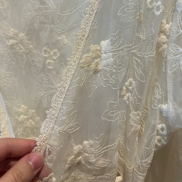 Claire Pettibone Lace Bridal/Maternity Robe size large - Picture 4 of 7